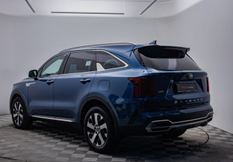 Подержанный автомобиль Kia Sorento 2020 года (7 фото)