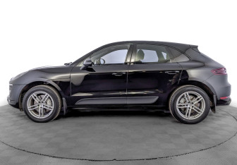 Подержанный автомобиль Porsche Macan 2015 года (8 фото)