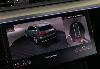Подержанный автомобиль Audi e-tron 2021 года (20 фото)