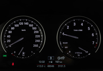 Подержанный автомобиль BMW X2 2019 года (13 фото)