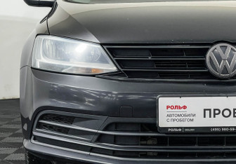 Подержанный автомобиль Volkswagen Jetta Sedan 2015 года (14 фото)