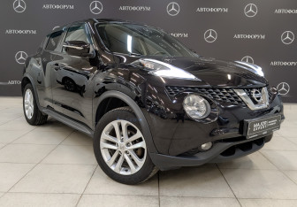 Подержанный автомобиль Nissan Juke 2017 года (3 фото)
