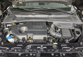 Подержанный автомобиль Jaguar E-Pace 2020 года (25 фото)