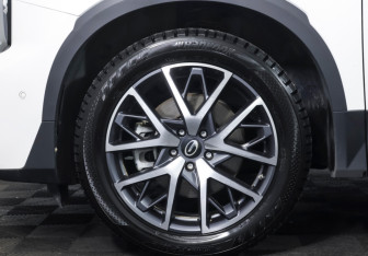 Подержанный автомобиль GAC GS8 2023 года (24 фото)