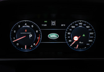 Подержанный автомобиль Land Rover Range Rover 2014 года (16 фото)
