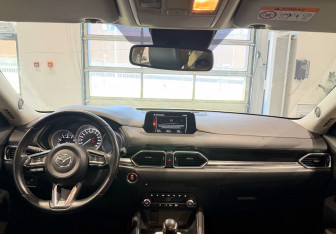 Подержанный автомобиль Mazda CX-5 2019 года (12 фото)