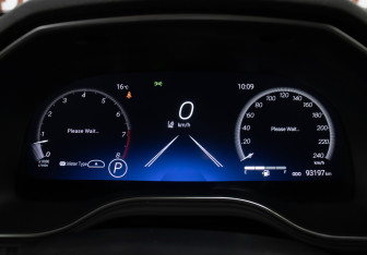 Подержанный автомобиль Toyota Avalon 2023 года (13 фото)