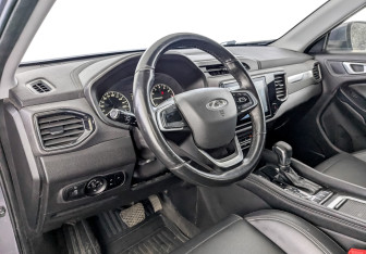 Подержанный автомобиль Chery Tiggo 4 2022 года (15 фото)