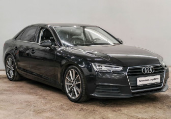 Подержанный автомобиль Audi A4 Sedan 2017 года (3 фото)