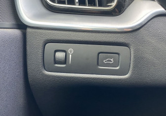 Подержанный автомобиль Volvo XC60 2021 года (15 фото)