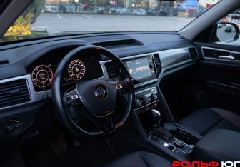 Подержанный автомобиль Volkswagen Teramont 2018 года (11 фото)