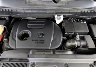 Подержанный автомобиль Changan CS95 2022 года (9 фото)