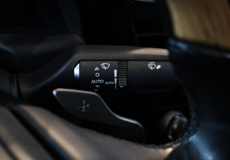 Подержанный автомобиль Lexus ES 2021 года (32 фото)