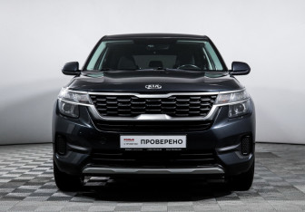 Подержанный автомобиль Kia Seltos 2021 года (2 фото)