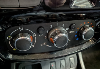 Подержанный автомобиль Nissan Terrano 2021 года (21 фото)