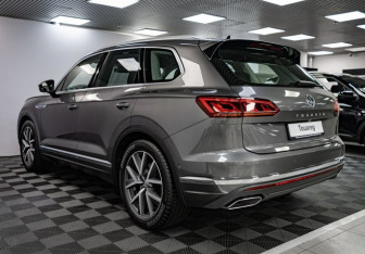 Новый Volkswagen Touareg 2024 (6 фото)