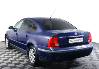 Подержанный автомобиль Volkswagen Passat Sedan 1997 года (7 фото)