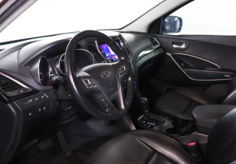 Подержанный автомобиль Hyundai Santa Fe 2013 года (13 фото)