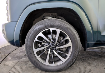 Подержанный автомобиль Haval H9 2024 года (17 фото)