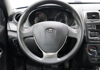 Подержанный автомобиль LADA (ВАЗ) Granta Hatchback 2019 года (13 фото)