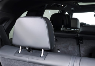 Подержанный автомобиль BMW X7 2021 года (10 фото)
