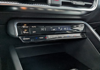 Подержанный автомобиль Kia K5 2021 года (21 фото)