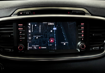 Подержанный автомобиль Kia Sorento 2017 года (15 фото)