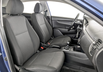 Подержанный автомобиль Kia Rio Hatchback 2021 года (23 фото)