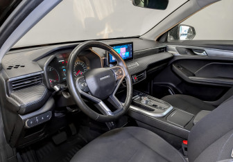 Подержанный автомобиль Haval Jolion 2023 года (16 фото)