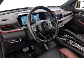 Подержанный автомобиль Geely Coolray 2024 года (15 фото)