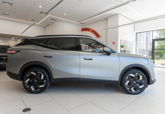 Новый Omoda C7 2025 (5 фото)