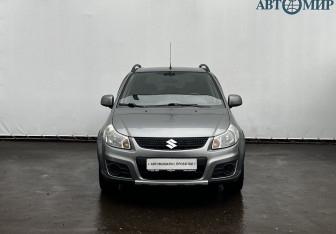 Подержанный автомобиль Suzuki SX4 Hatchback 2014 года (2 фото)