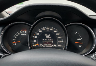 Подержанный автомобиль Kia Ceed Wagon 2012 года (21 фото)