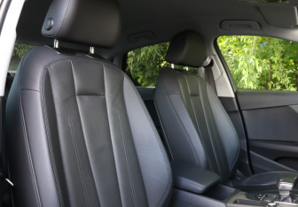 Подержанный автомобиль Audi A4 Sedan 2018 года (17 фото)
