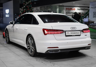 Подержанный автомобиль Audi A6 Sedan 2019 года (6 фото)