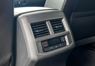 Подержанный автомобиль Volkswagen Teramont 2019 года (16 фото)