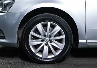 Подержанный автомобиль Volkswagen Passat Wagon 2011 года (9 фото)