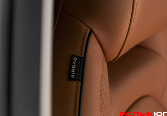 Подержанный автомобиль Omoda C5 2023 года (11 фото)