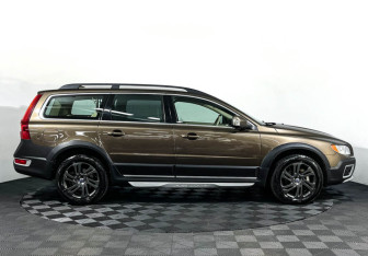 Подержанный автомобиль Volvo XC70 2013 года (4 фото)
