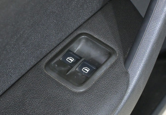 Подержанный автомобиль Skoda Yeti 2011 года (14 фото)