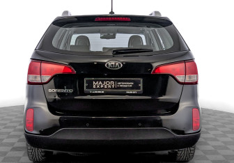 Подержанный автомобиль Kia Sorento 2019 года (6 фото)