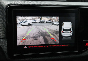 Подержанный автомобиль Chery Tiggo 4 2022 года (26 фото)