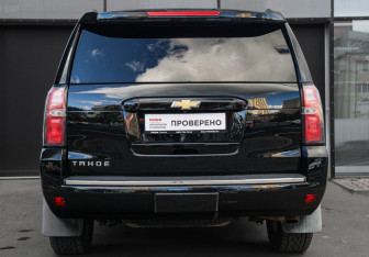 Подержанный автомобиль Chevrolet Tahoe 2016 года (5 фото)