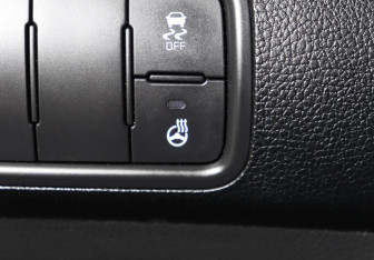 Подержанный автомобиль Kia Cerato Sedan 2015 года (9 фото)