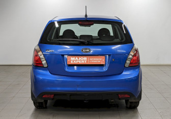 Подержанный автомобиль Kia Rio Hatchback 2010 года (6 фото)