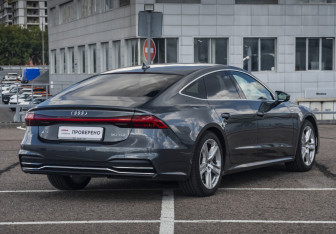 Подержанный автомобиль Audi A7 2018 года (5 фото)