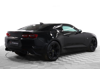 Подержанный автомобиль Chevrolet Camaro Coupe 2019 года (5 фото)