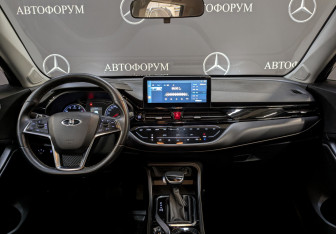 Подержанный автомобиль Москвич 3 2023 года (14 фото)