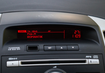 Подержанный автомобиль Kia Ceed Hatchback 2010 года (18 фото)