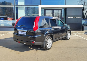 Подержанный автомобиль Nissan X-Trail 2012 года (5 фото)